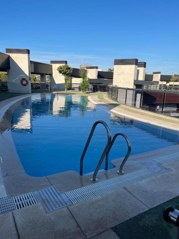 Apartment Tecnocordoba Ii Aparcamiento Privado Gratuito Y Piscina *